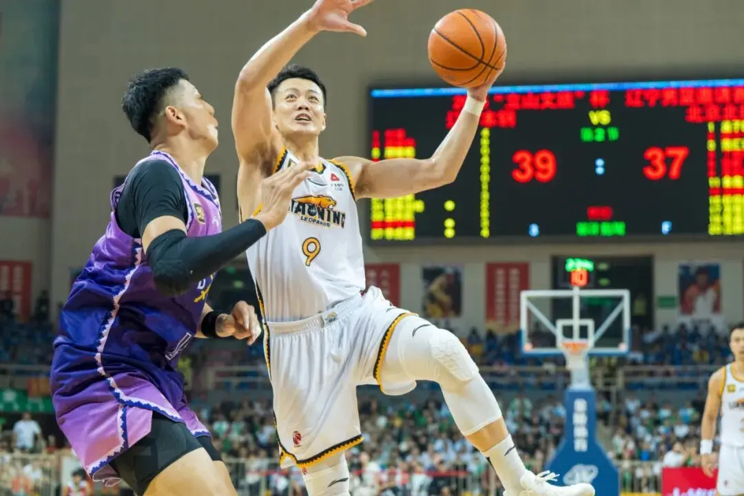 在与北控男, div, 在本场比赛 在与北控男, div, 在本场比赛