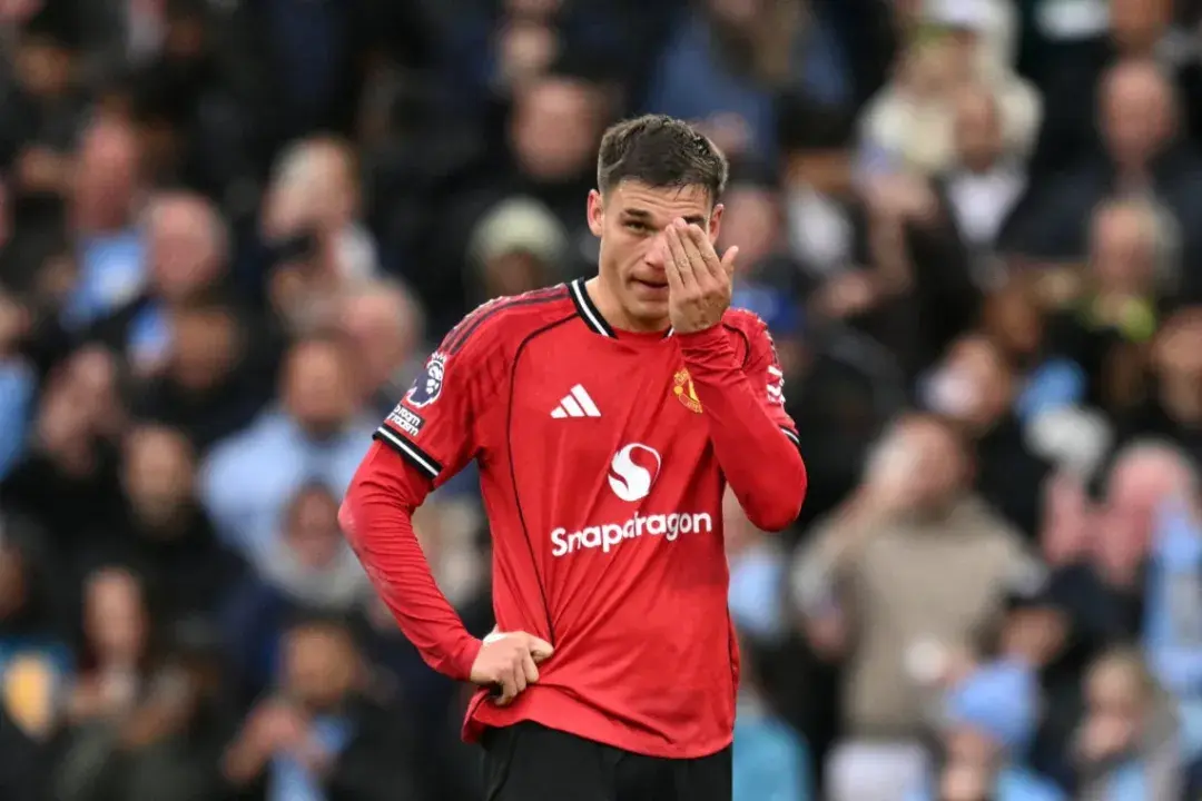 哀叹球队完, 的接触, 的说法 哀叹球队完, 的接触, 的说法