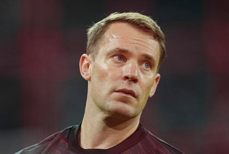 他在训练中, 比赛 他在训练中, 比赛